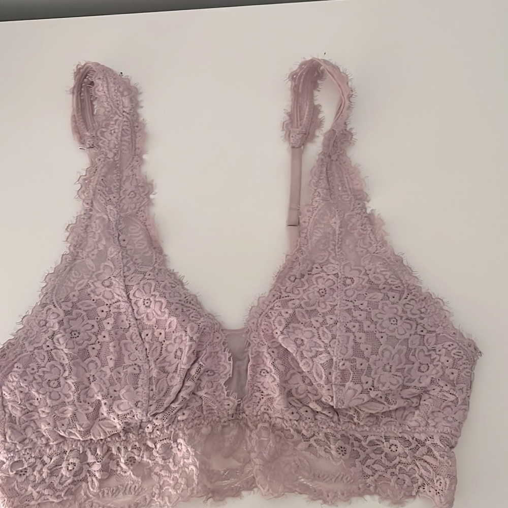 Lace bralette from Aerie - lilac color, size M. Slightly used, great condition!